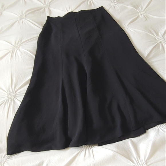 Scorpio Y2k black flowy midi skirt. Size 10. - Picture 2 of 8